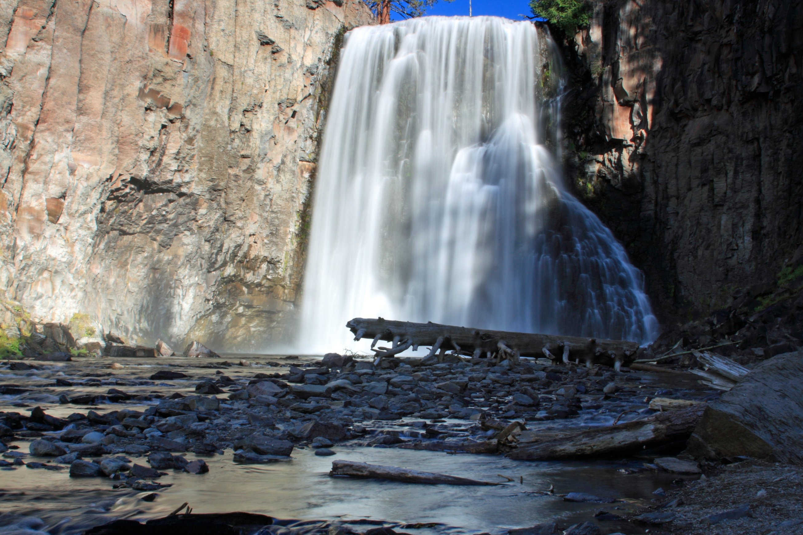 Rainbow Falls